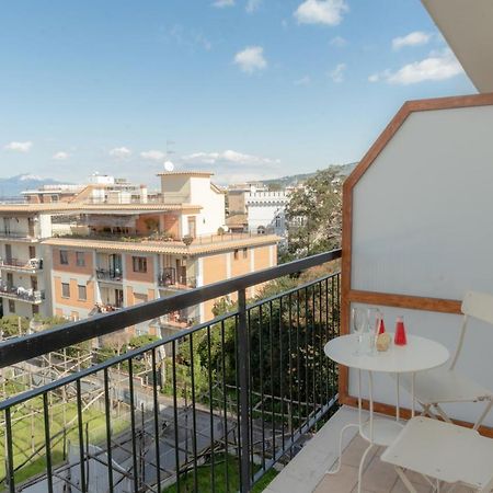 Bed and Breakfast Le Tre Ccc Sorrento Esterno foto